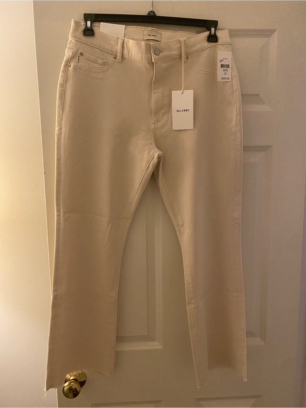 DL1961 Bridget Bootcut high rise instasculpt crop jeans